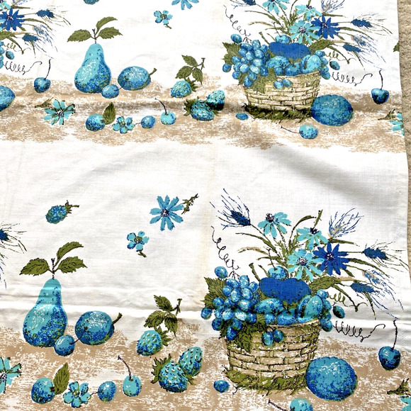 Vintage Tablecloth 70’s Handmade Picnic Buffet Cloth Aqua Blue Tan Fruit Basket - Picture 6 of 8